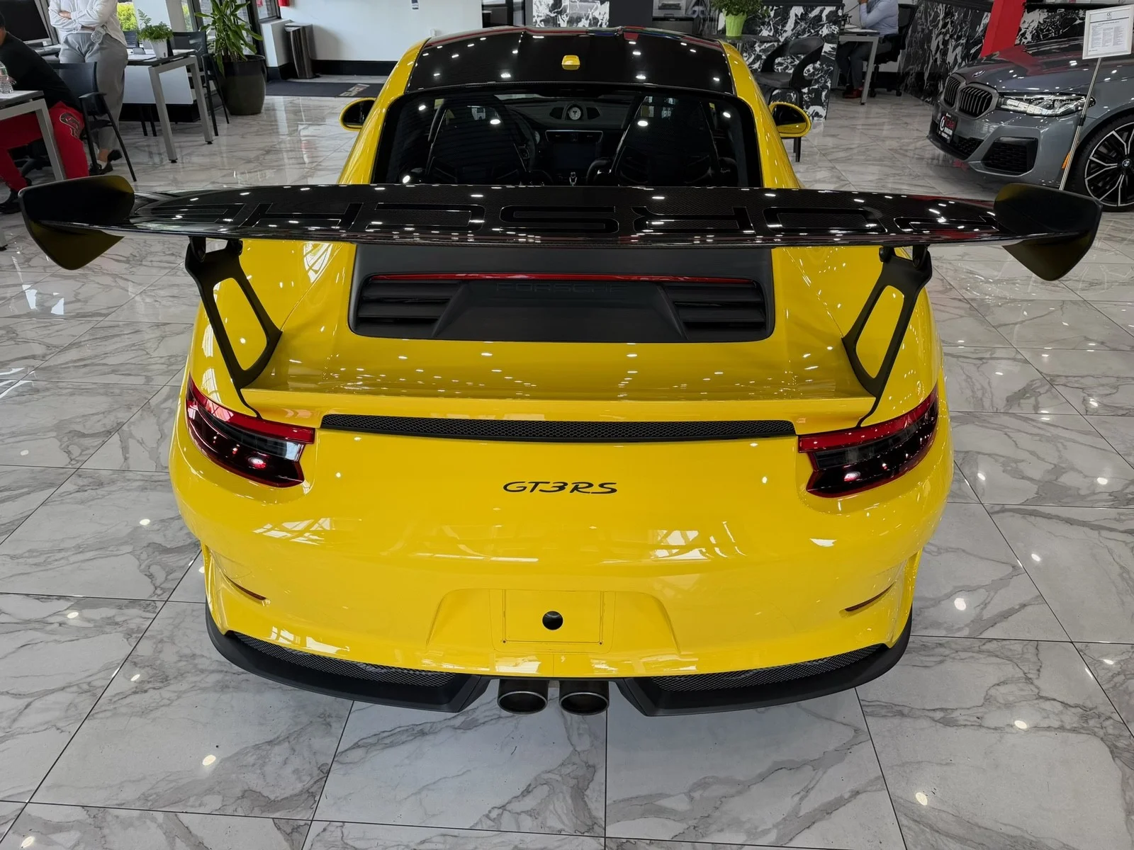 Used 2019 Racing Yellow Porsche GT3 RS Weissach Edition w/ Navi & rearCam image 5