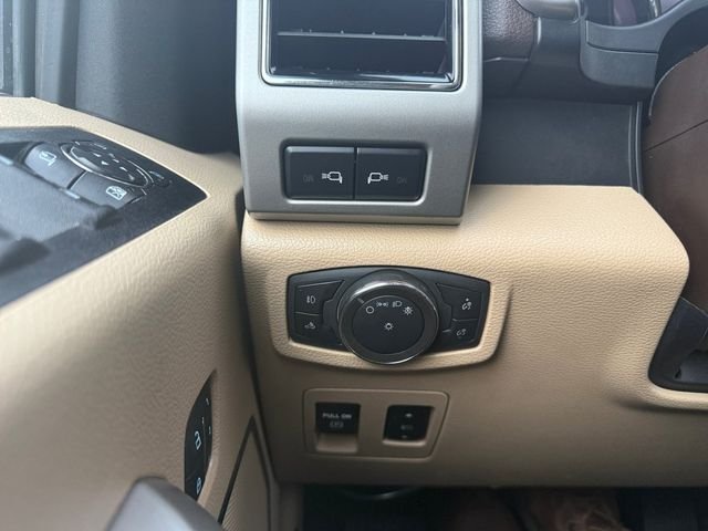 Certified Used 2019 Oxford White Ford Lariat image 26