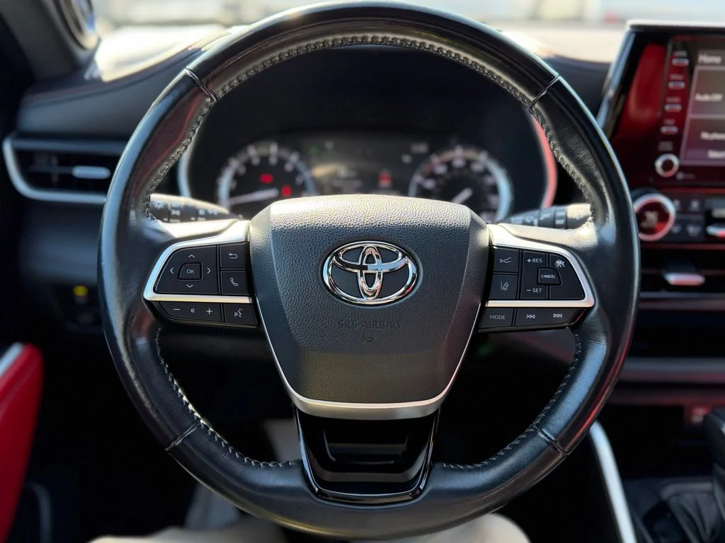 Used 2022 Beige Toyota XSE image 15