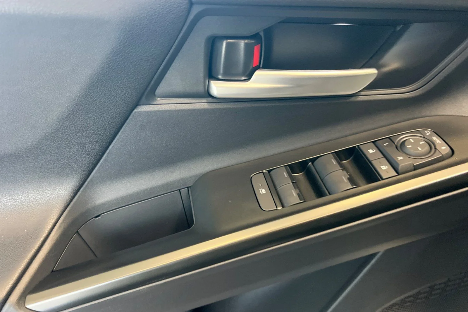 New 2026 White Subaru Premium image 10