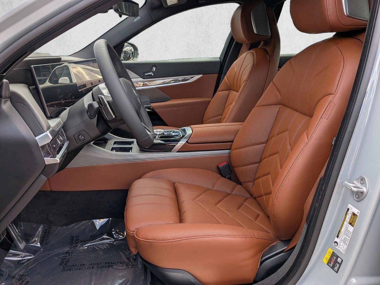 Used 2026 Brooklyn Grey Metallic BMW xDrive60 image 4
