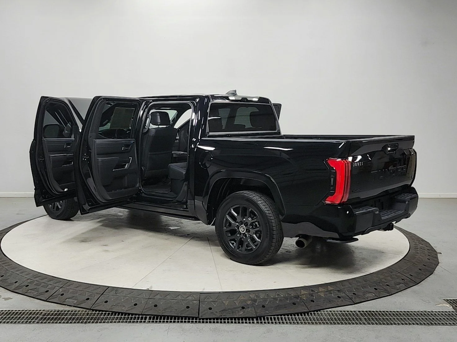 Used 2024 Black Toyota Platinum image 13