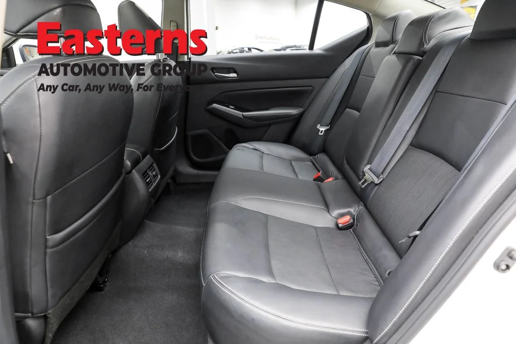 Used 2022 White Nissan 2.5 SL image 21