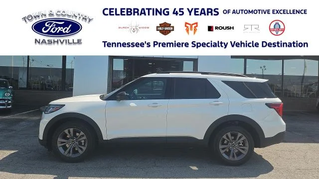 New 2027 Star White Metallic Tri-Coat Ford Active 4WD image 23