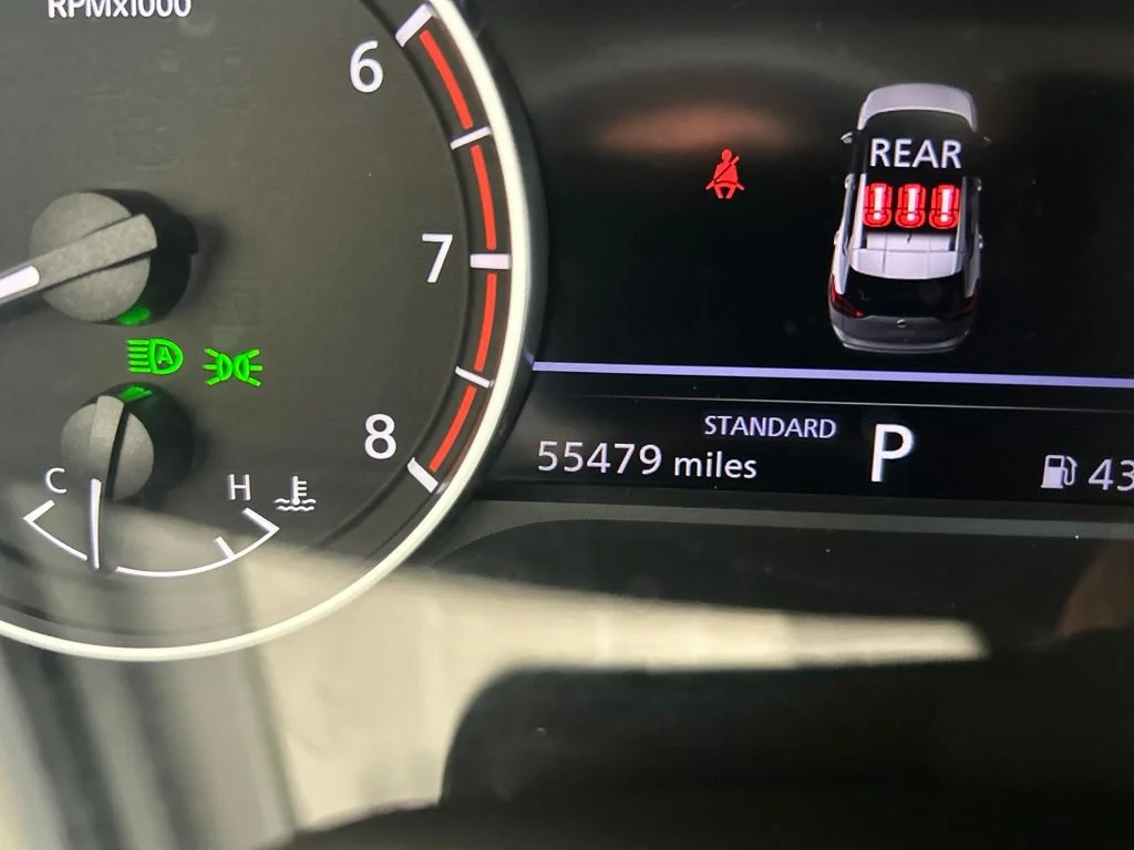 Used 2024 Silver Nissan S image 47