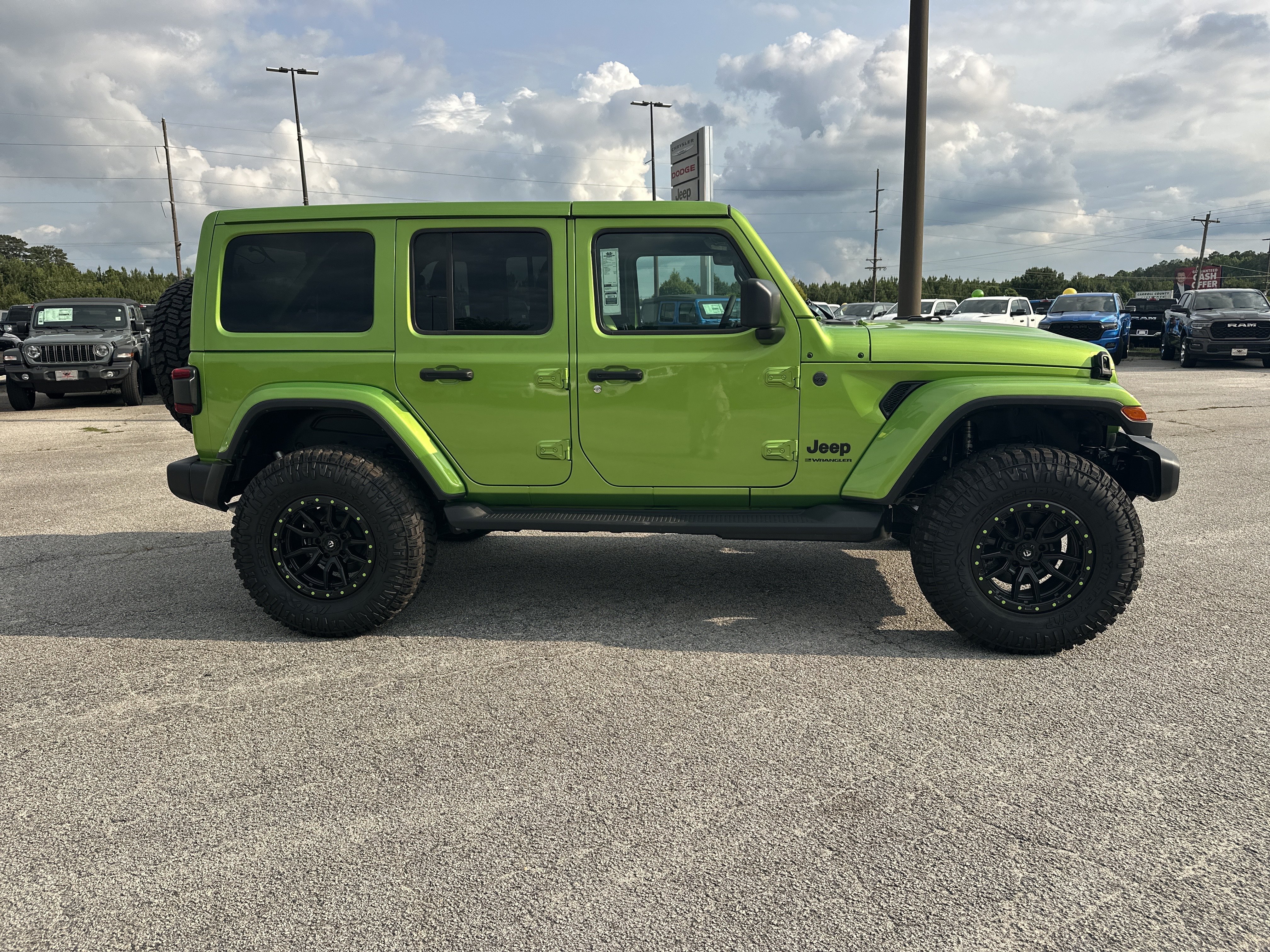 New 2026 Mojito Clear-Coat Exterior Paint Jeep Sahara image 9