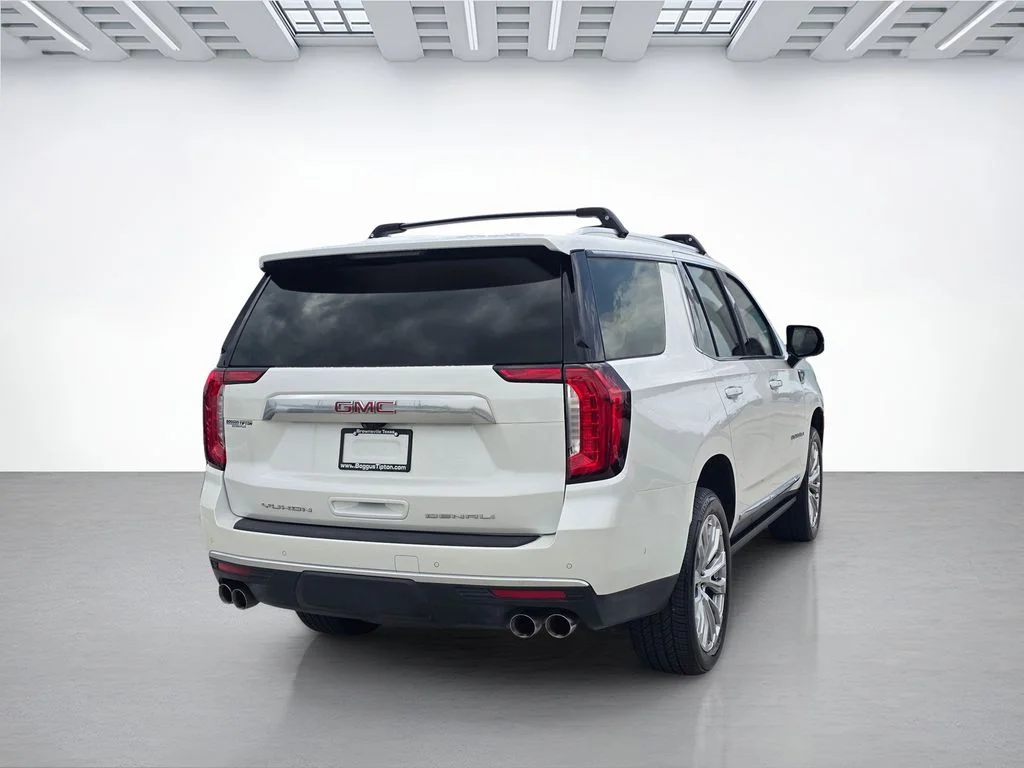 Used 2024 White GMC Denali image 3