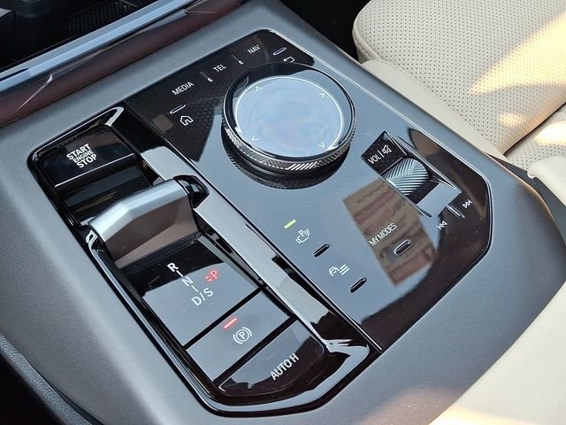 New 2026 Dune Grey Metallic BMW 30 xDrive image 13