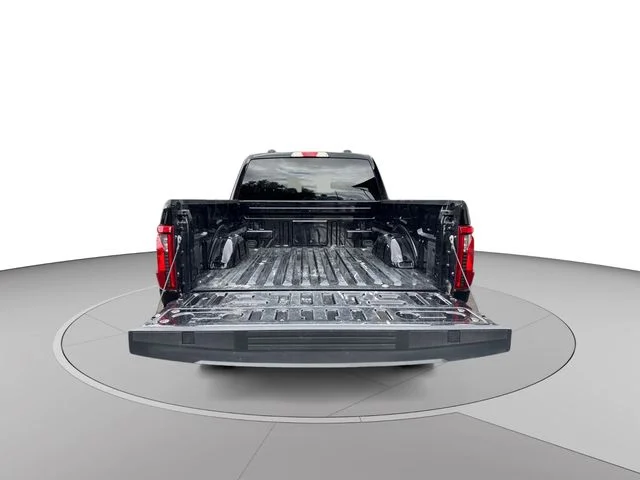 Used 2024 Agate Black Metallic Ford XLT image 18