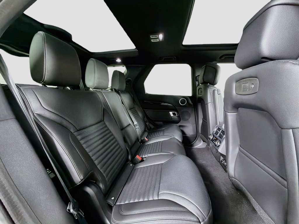 New 2026 Fuji White Land Rover S image 29