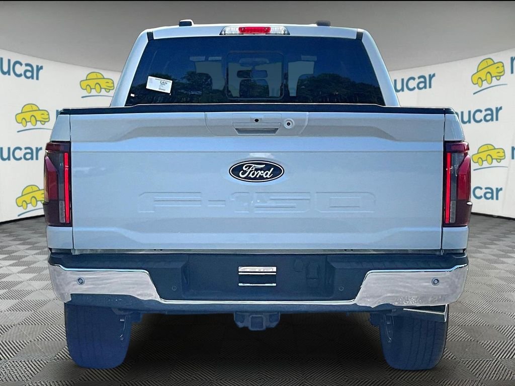 New 2026 Star White Metallic Tri-Coat Ford Lariat image 5