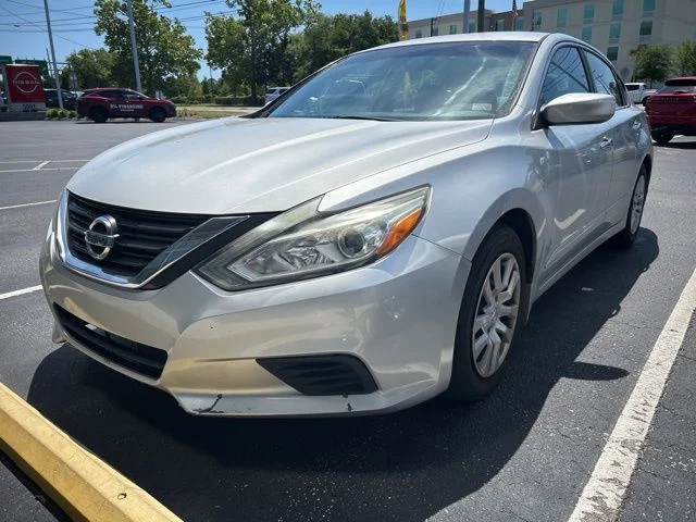 2017 Nissan Altima 2.5 S's photo