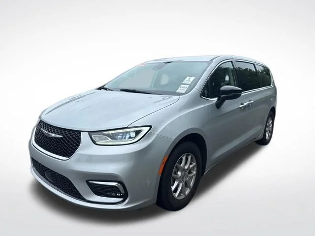 2024 Chrysler Pacifica Touring L's photo