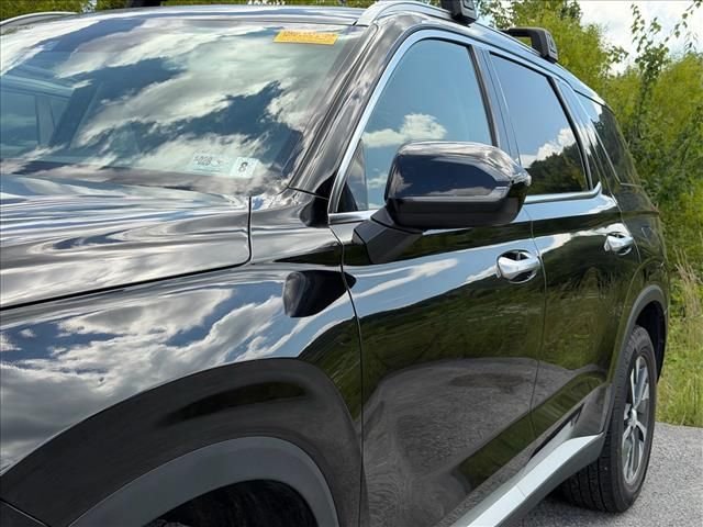 Used 2022 Black Hyundai SEL image 6