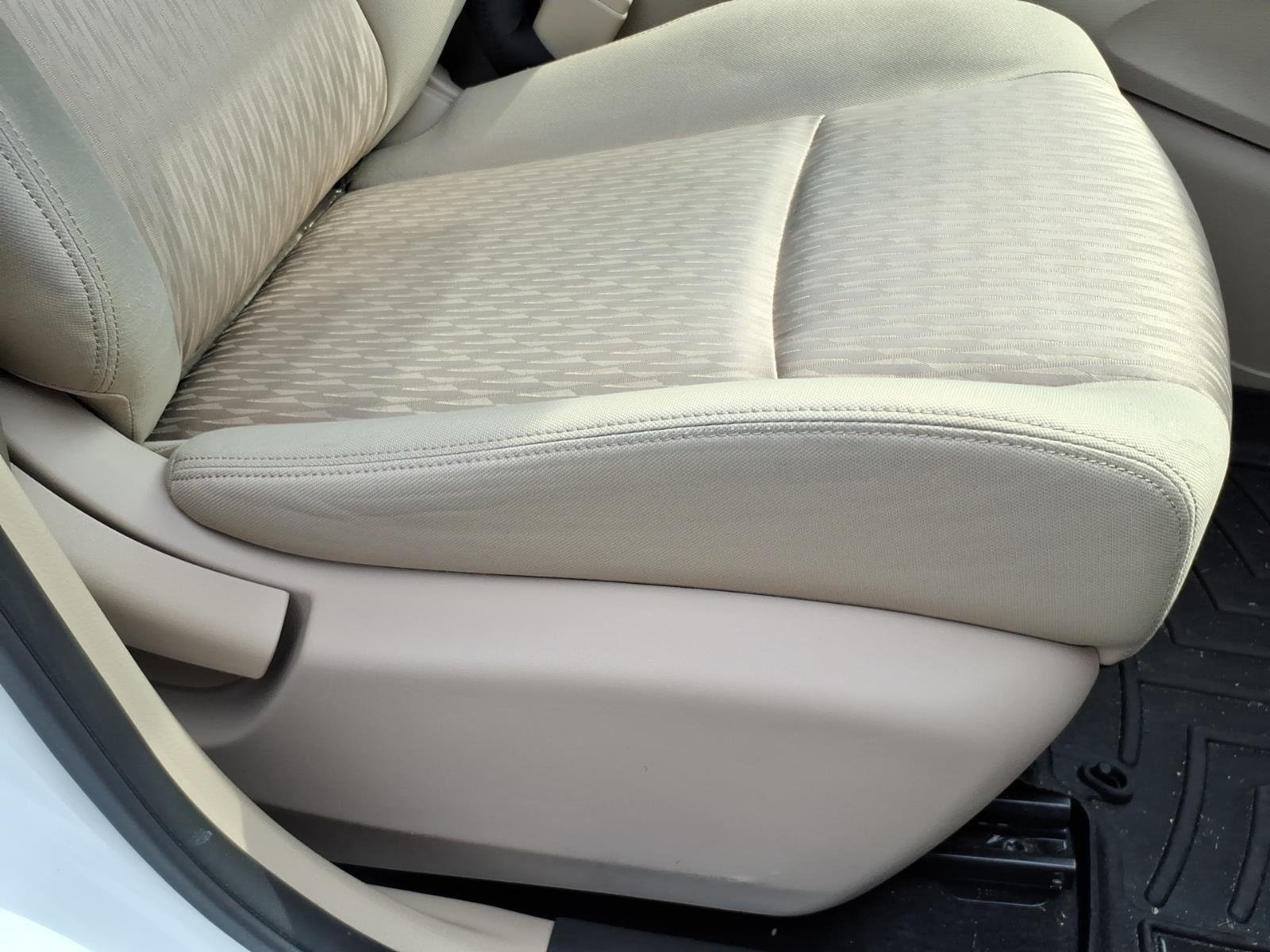 Used 2020 Pearl White Tricoat Nissan SV image 19