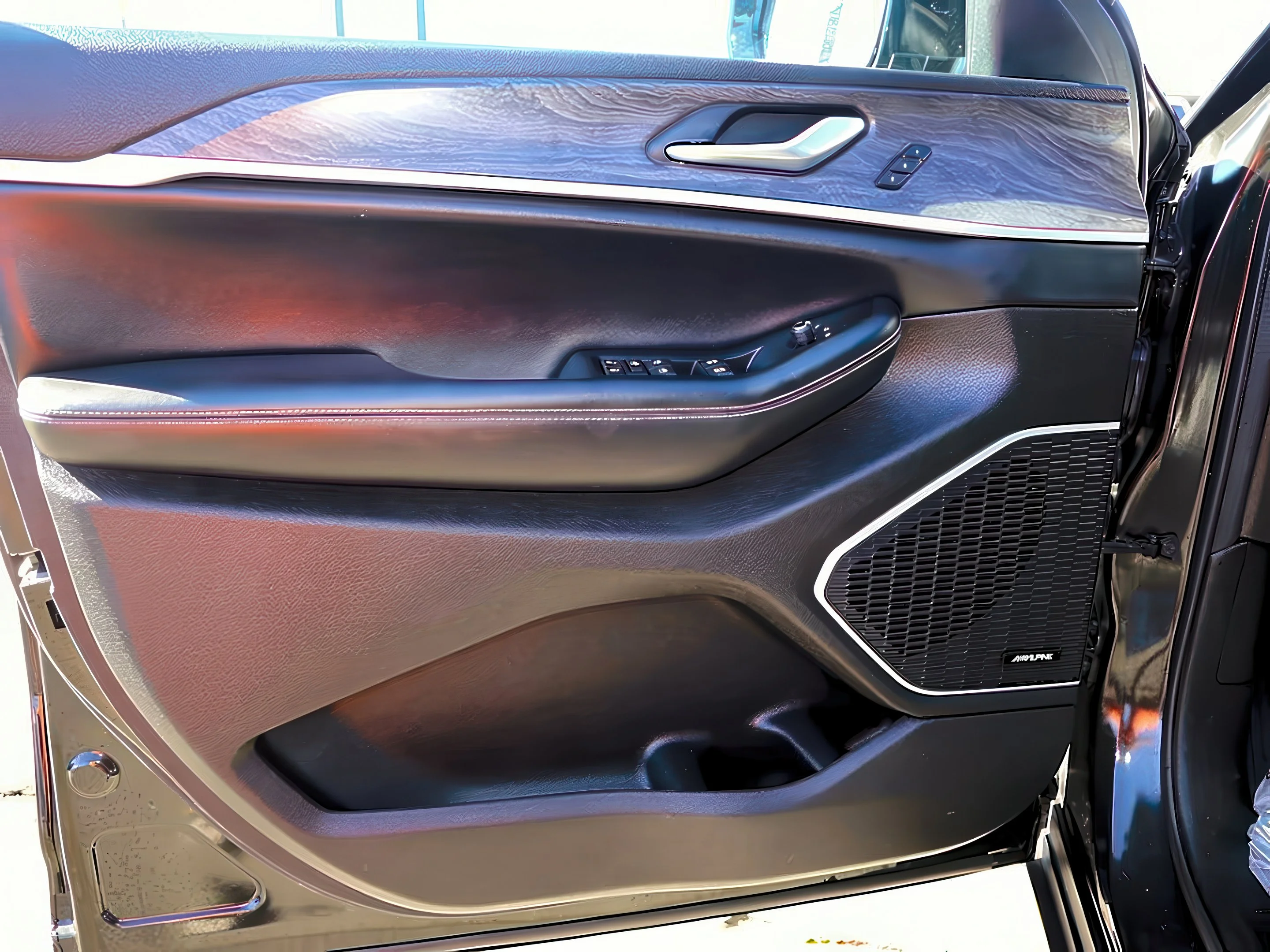 2024 Jeep Grand Cherokee 4xe - Photo 12
