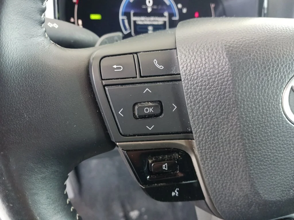 Used 2025 Red Toyota Hybrid image 32