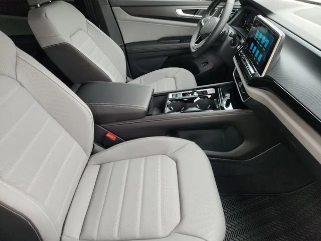 New 2026 Black Volkswagen 2.0T SEL image 11