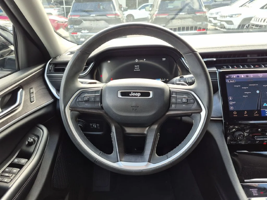 Used 2023 White Jeep Limited image 14
