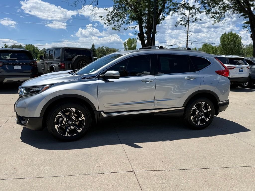 Used 2018 Lunar Silver Metallic Honda Touring image 7