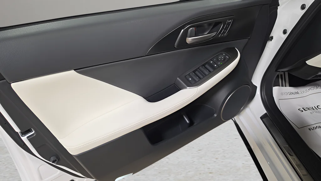 2026 Lexus IS 350 F SPORT - Photo 11