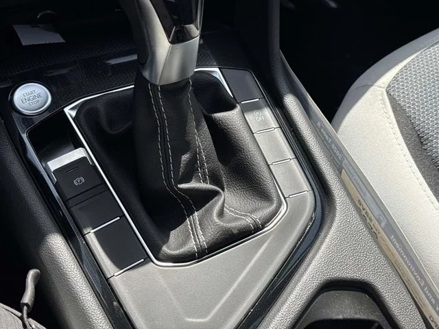 New 2027 Gray Volkswagen 1.5T S image 21