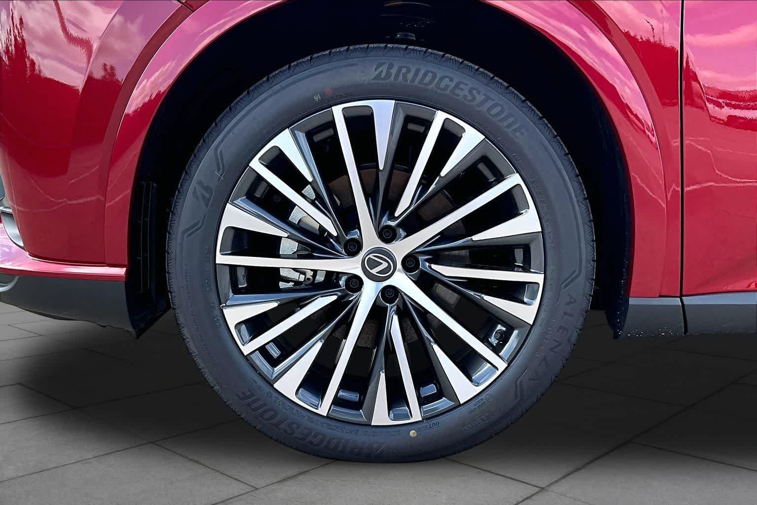 New 2026 Matador Red Mica Lexus PREMIUM PLUS image 20