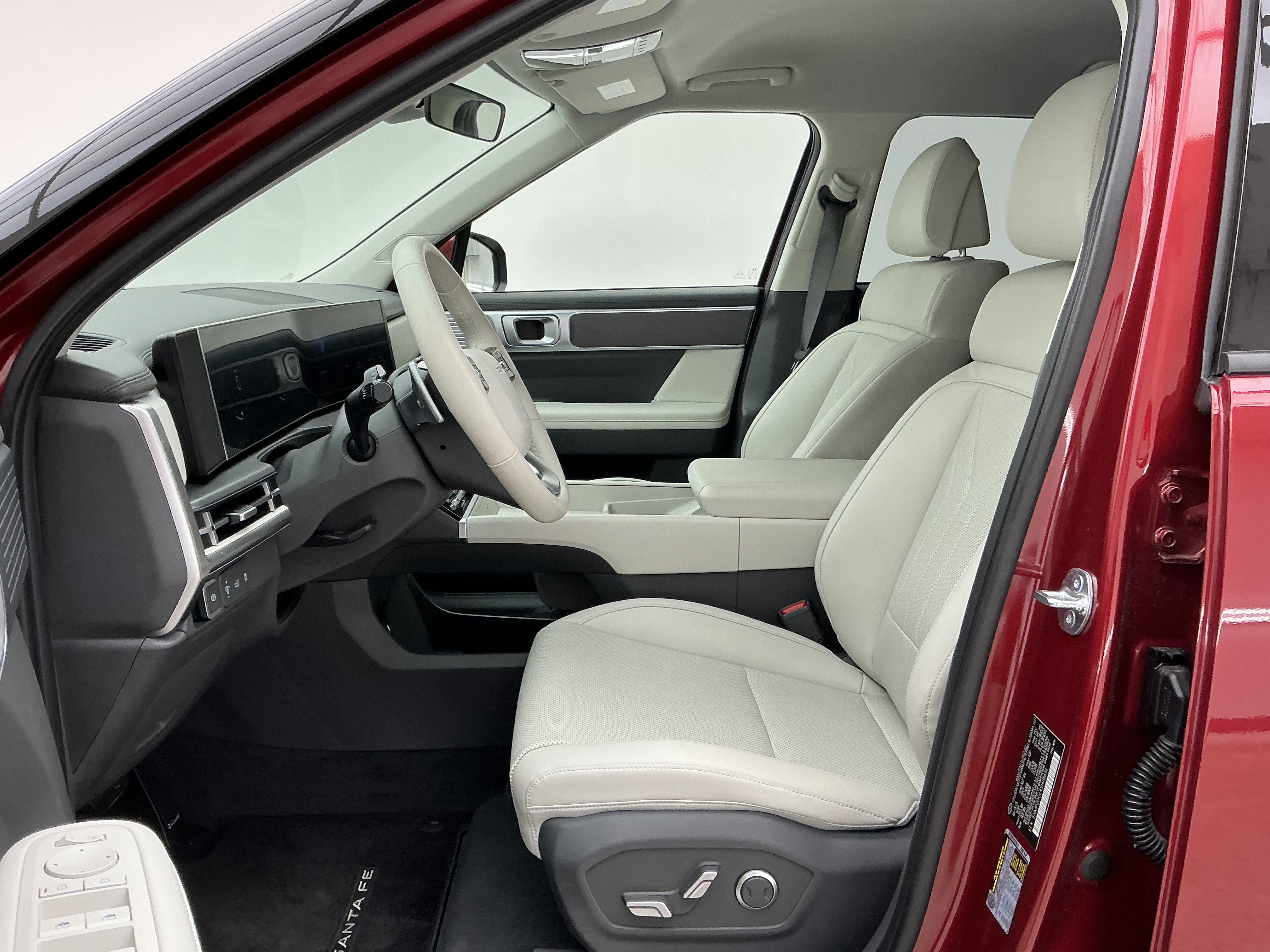 2025 Hyundai Santa Fe SEL - Photo 17