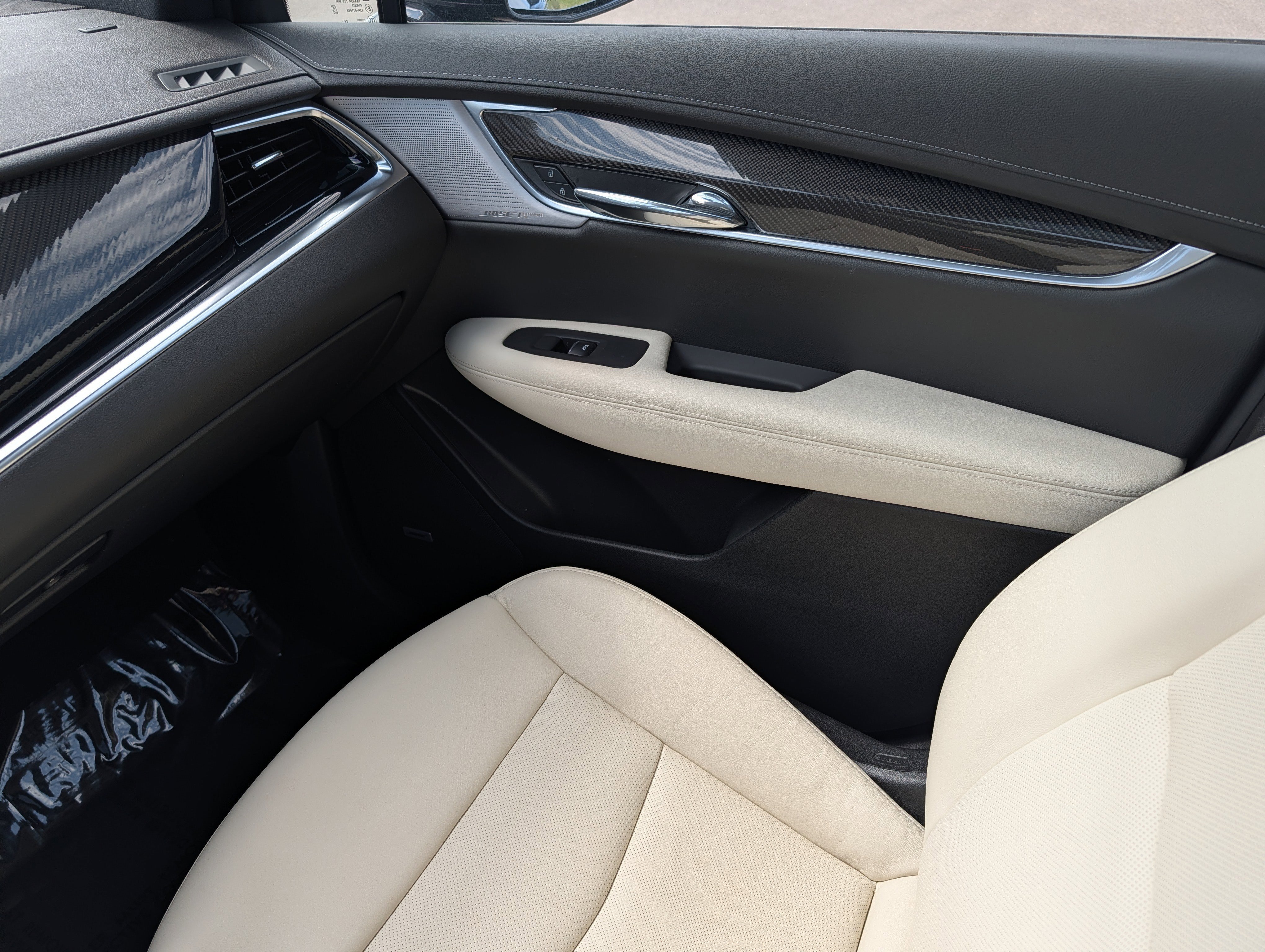 2025 Cadillac XT6 Sport - Photo 13