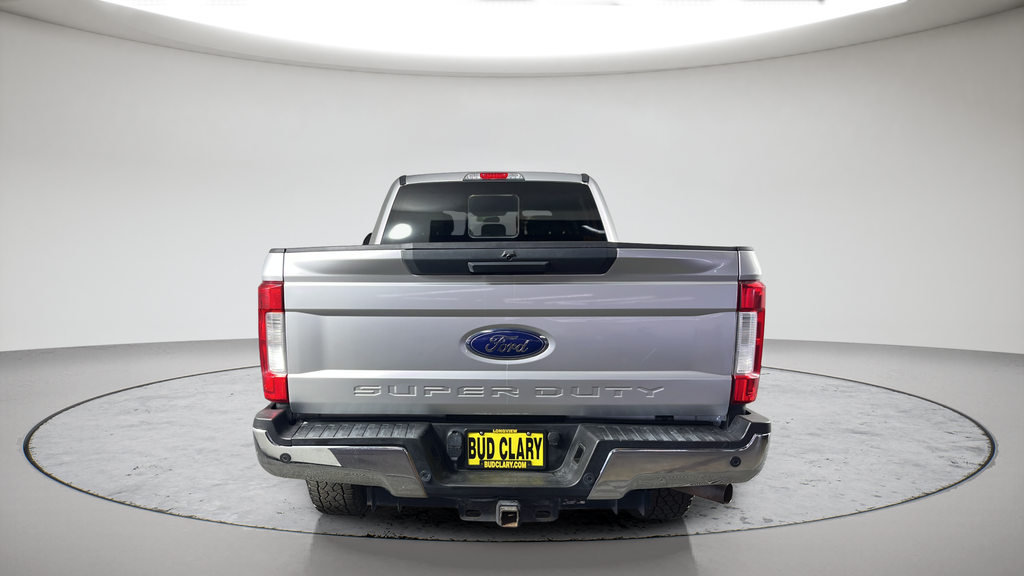 Used 2018 Silver Ford XLT image 32