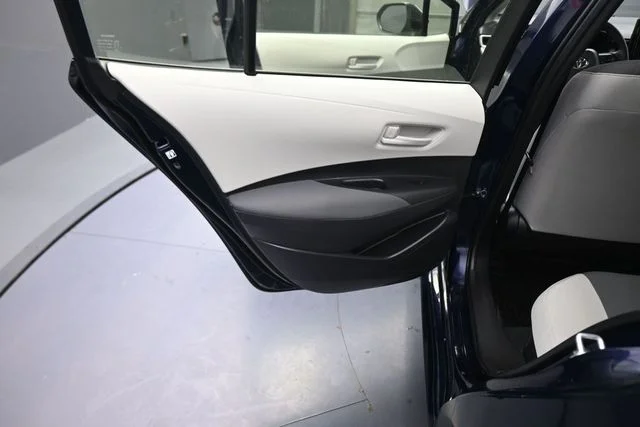 Used 2026  Toyota LE image 18
