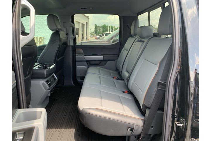 New 2025 Agate Black Metallic Ford Lariat image 21