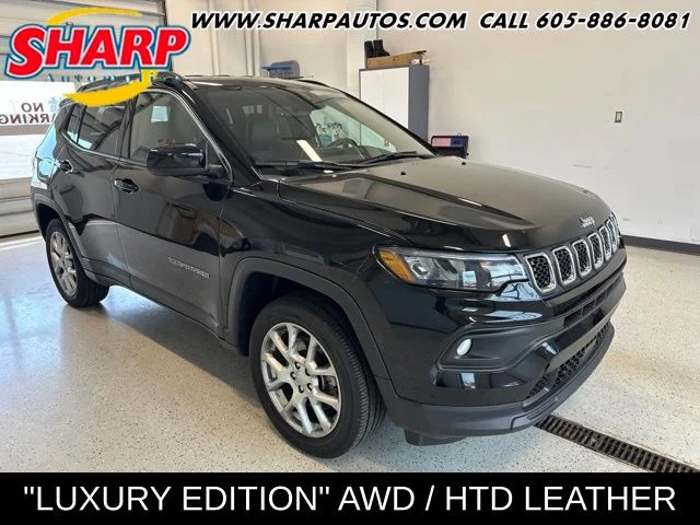 2023 Jeep Compass Latitude Lux