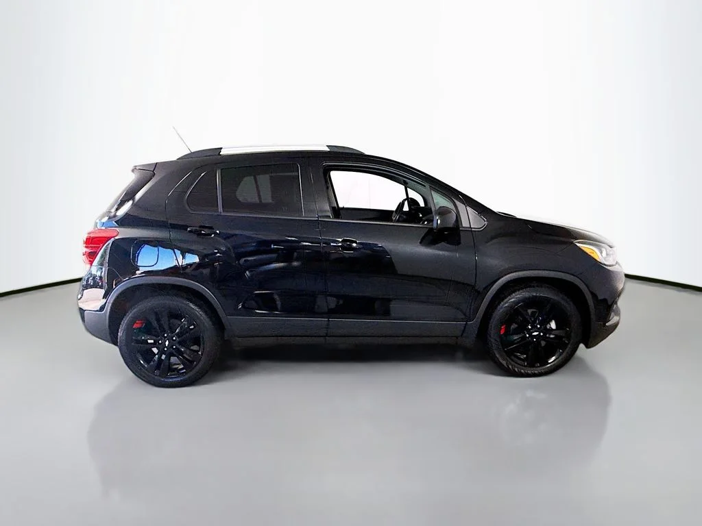 Used 2020  Chevrolet LT image 8