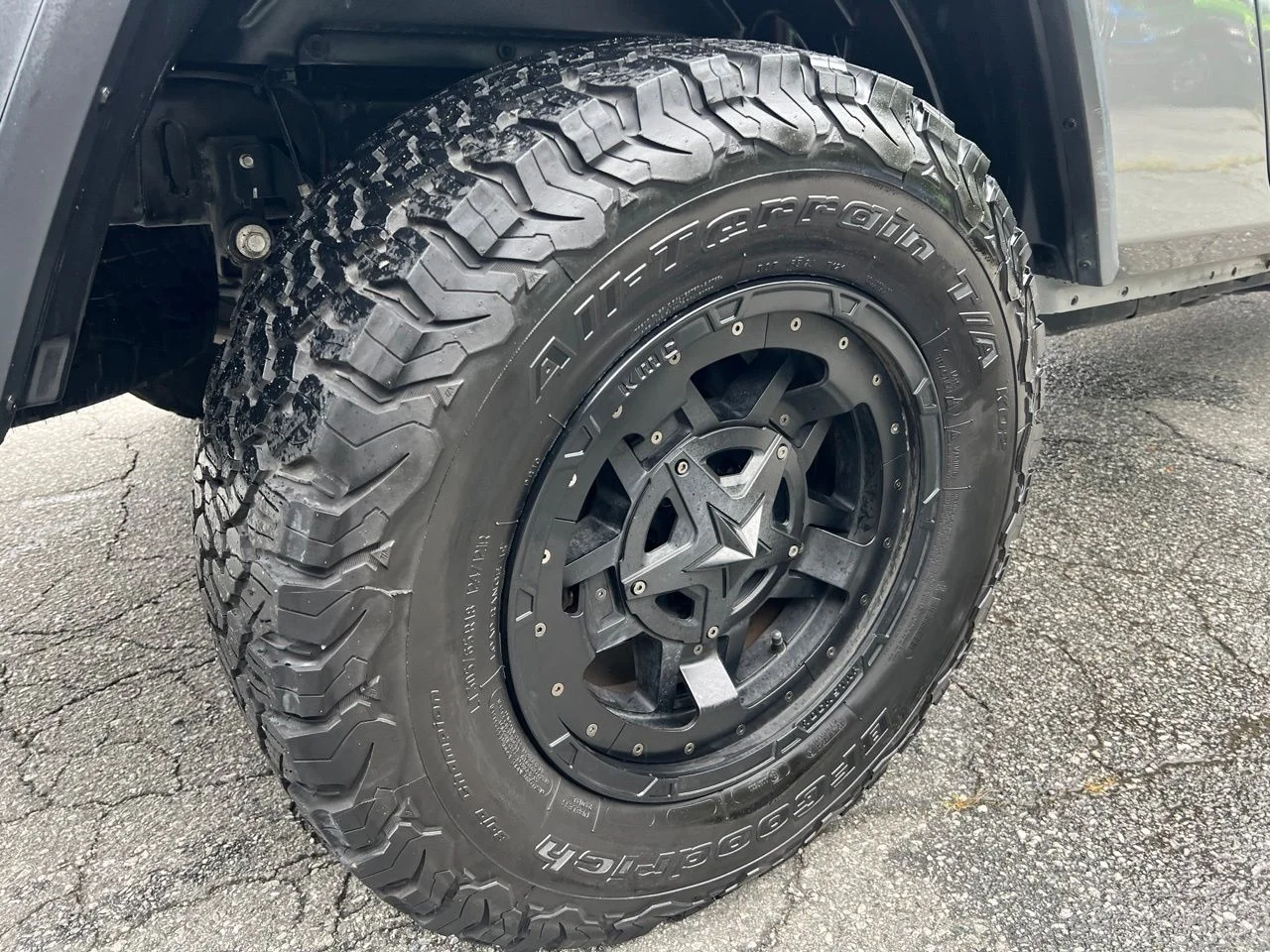 Used 2021 Gray Jeep Rubicon image 14