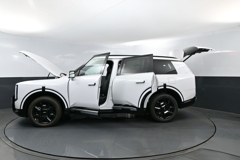 New 2027 Glacial White Pearl Kia SX image 33