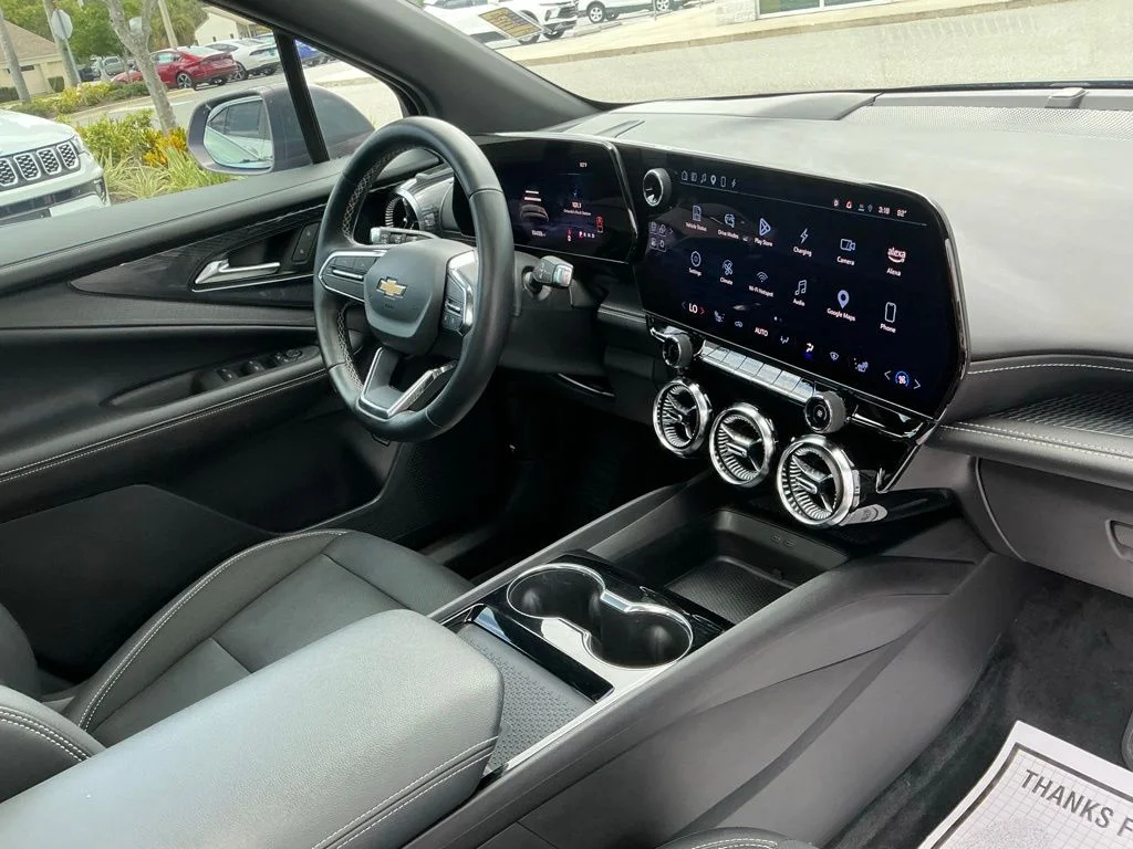Used 2024 Gray Chevrolet LT image 22