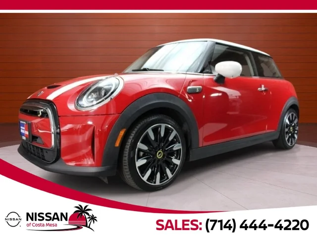 2022 MINI Cooper SE Electric Signature Plus