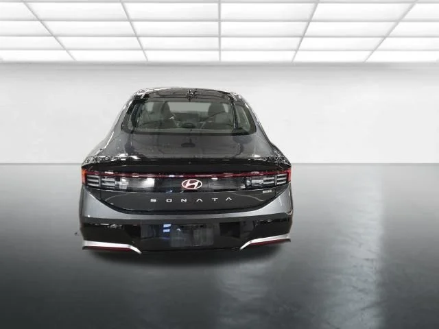 Used 2025 Gray Hyundai Limited image 6