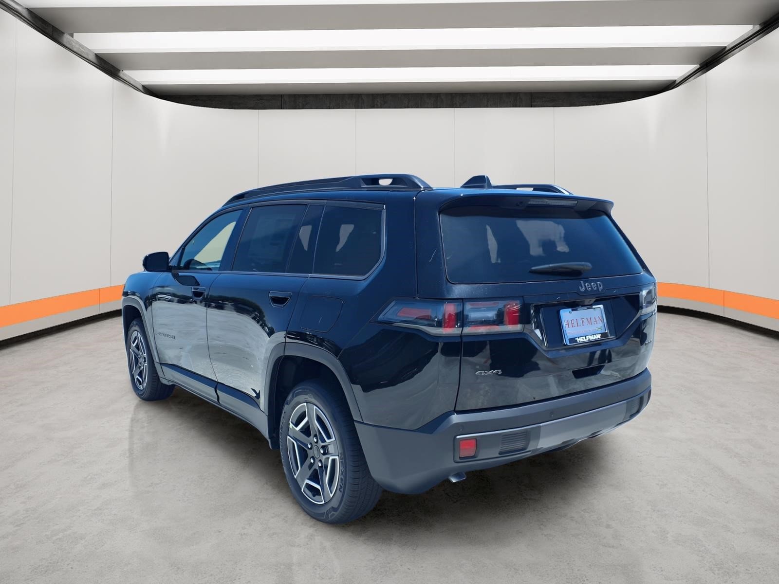 New 2026 Diamond Black Crystal Pearl-Coat Exterior Paint Jeep Laredo image 2