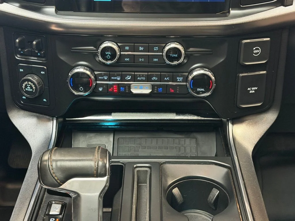 Used 2021 Gray Metallic Ford Platinum image 17