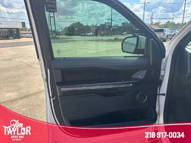Used 2021 White Ford XLT image 11