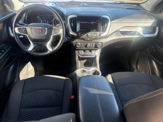 Used 2021 Silver GMC SLE image 20