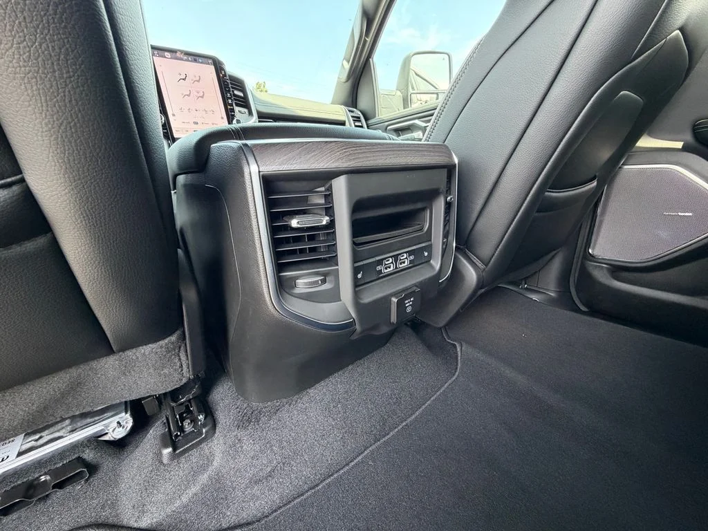 New 2025 Bright White Clear-Coat Exterior Paint RAM Laramie image 32