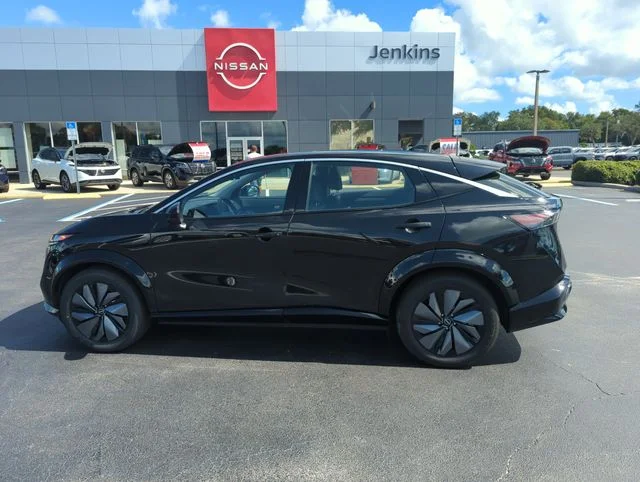 Used 2024 Black Nissan EVOLVE+ image 10