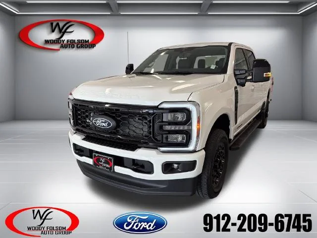 New 2027 Star White Metallic Tri-Coat Ford F-250® Lariat® image 18