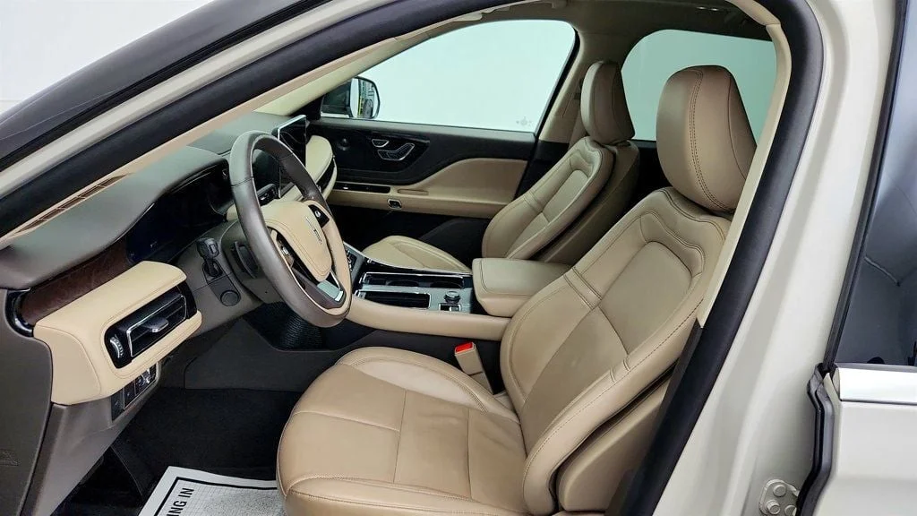 Used 2021 Ceramic Pearl Lincoln Reserve AWD w/ Elements Package Plus image 20