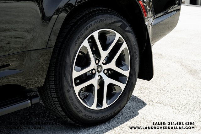 Used 2025 Santorini Black Metallic Land Rover X-Dynamic SE image 55