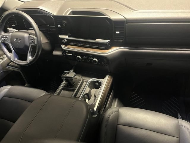 Used 2023 Radiant Red Tintcoat Chevrolet RST image 17