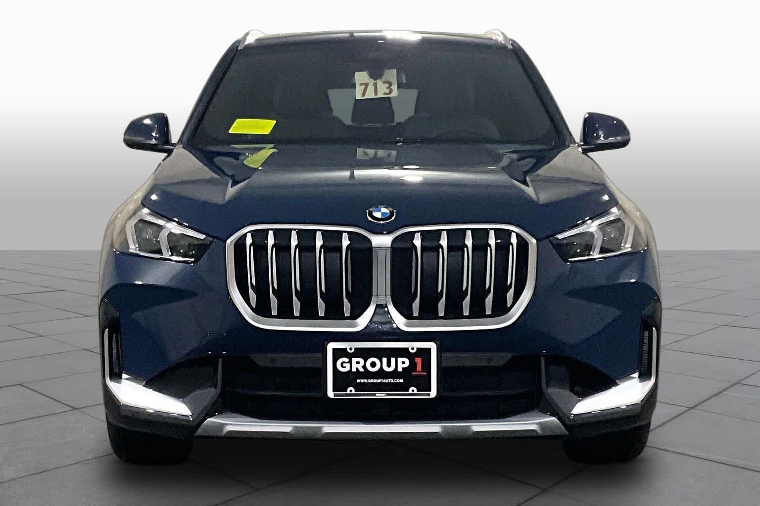 Used 2026 Night Dusk Blue Metallic BMW xDrive28i image 3